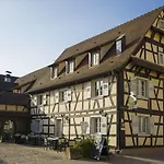 L'auberge Du Cheval Blanc Hotel 4*