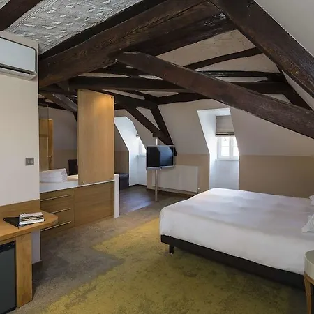 L'auberge Du Cheval Blanc Et Hotell