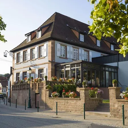 L'auberge Du Cheval Blanc Et Hotel