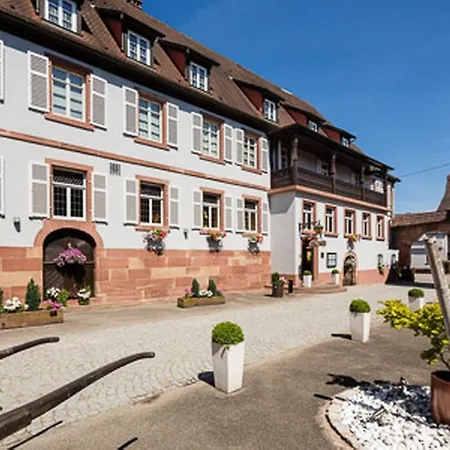 L'auberge Du Cheval Blanc Et