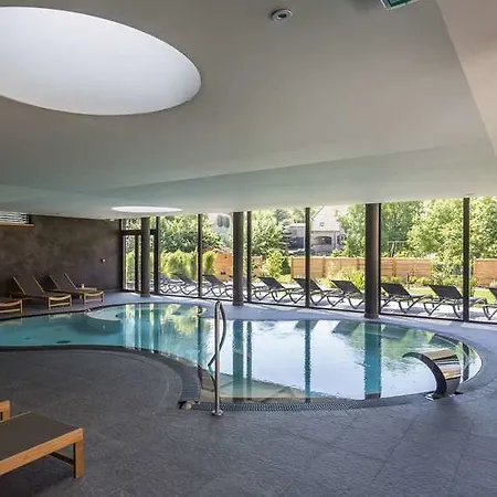 L'auberge Du Cheval Blanc Et 4* Lembach