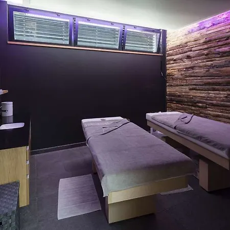 L'auberge Du Cheval Blanc Et 4*