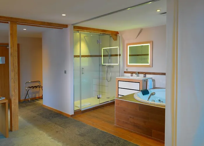 L'auberge Du Cheval Blanc Et Hotel