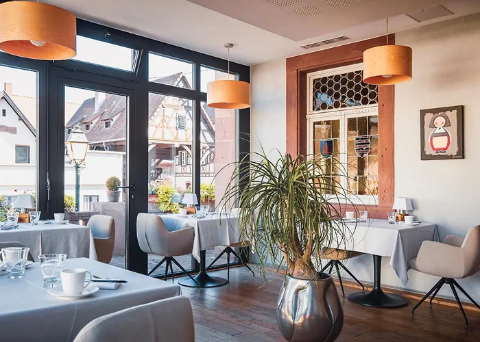 L'auberge Du Cheval Blanc Et 4* Lembach