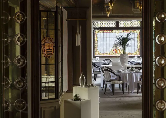 L'auberge Du Cheval Blanc Et Lembach