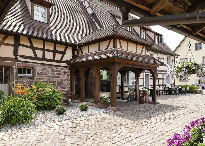 L'auberge Du Cheval Blanc Et 4*