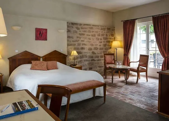 L'auberge Du Cheval Blanc Et Hotel 4*