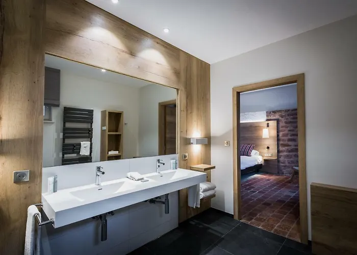 Hotel L'auberge Du Cheval Blanc Et